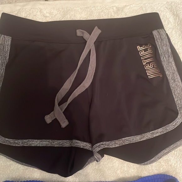 Under Armour shorts & freebies - Picture 7 of 8
